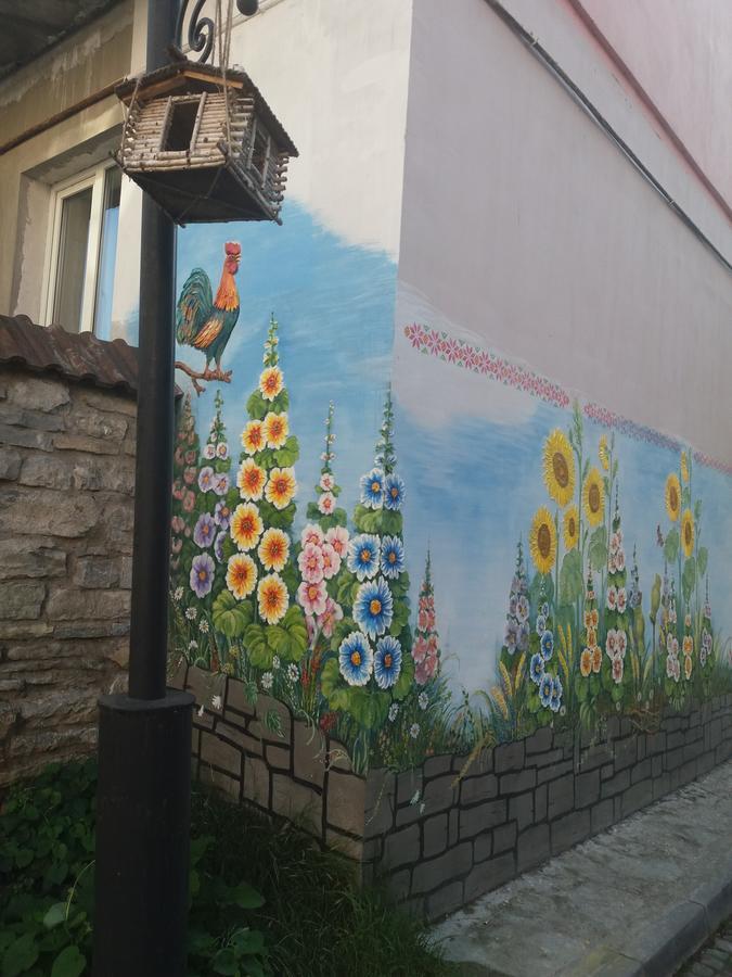 Уютные Апартаменты В Самом Сердце Старого Города คาเมียเนตส์-โปดิลสกี ภายนอก รูปภาพ